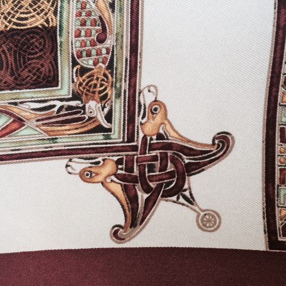 Silk scarf - Picture 3 of 4