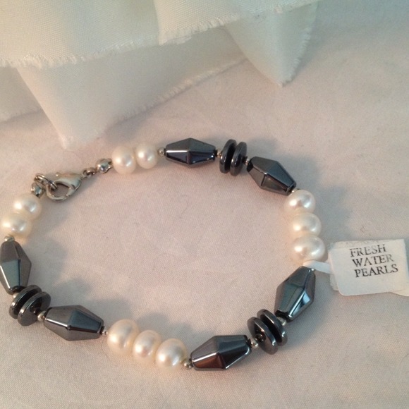 Fresh water pearl bracelet.