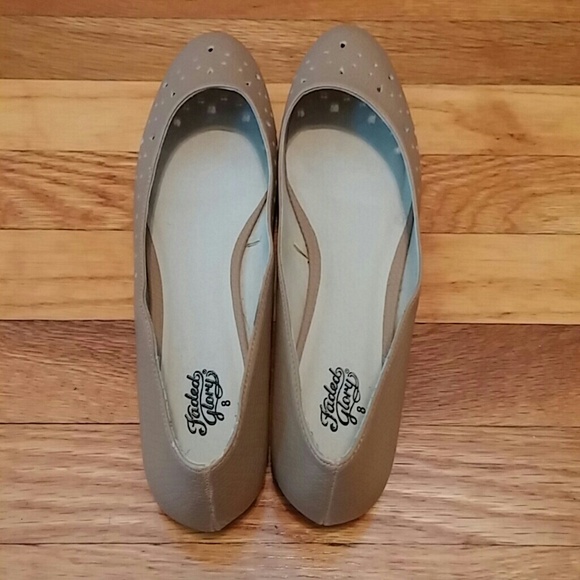 Tan Ballerina Flats - Picture 3 of 4