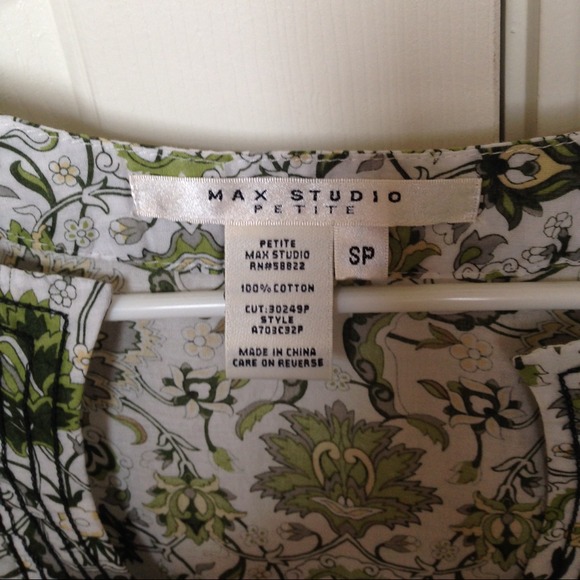 Max Studio Batik Print - Picture 2 of 2