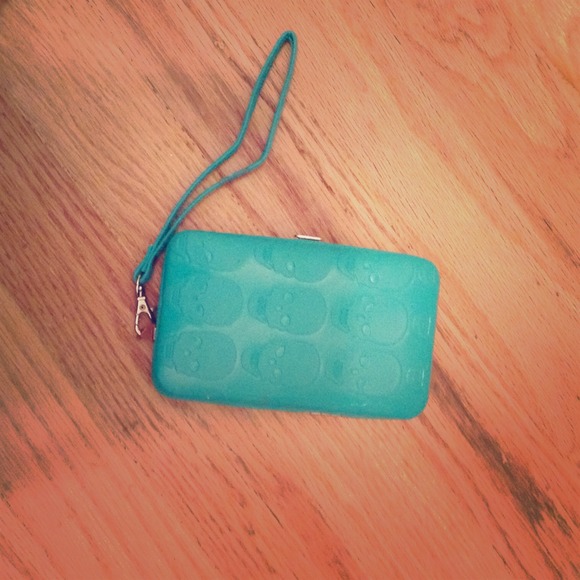 iPhone 4/4s teal skull wallet clutch