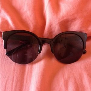 Circle sunglasses