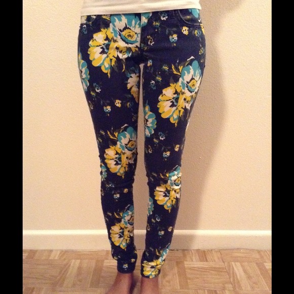 Floral print jeans