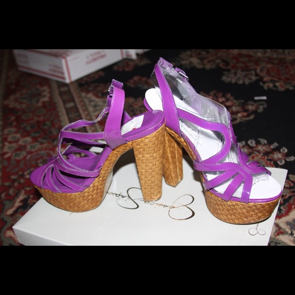 Jessica Simpson Cizal Violet Patent Leather Heels - Picture 4 of 4