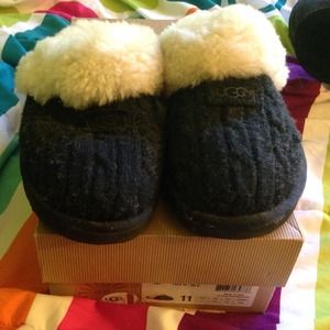 Authentic Ugg black knitted slippers