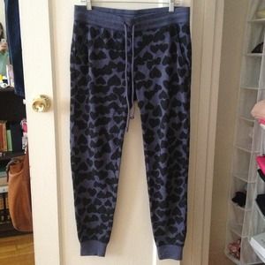 VS Pink hearts sweatpants