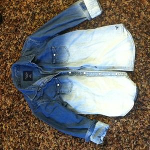 American eagle ombré chambray top