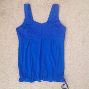 Lululemon tank top, size 10!