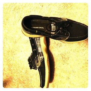 Highland Creek Dock Shoes