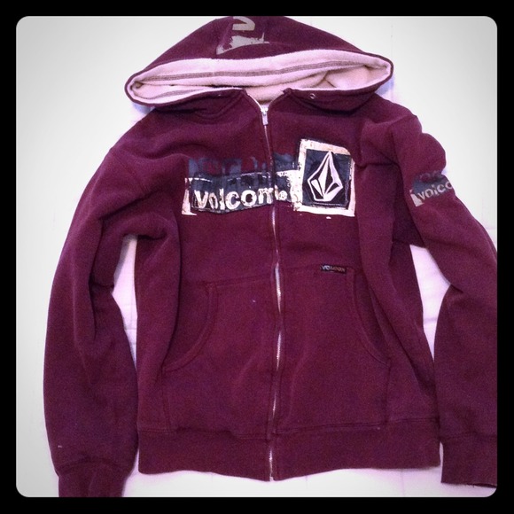 Fleece lined volcom hoodie