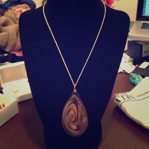 Beautiful black and bronze Murano glass necklace