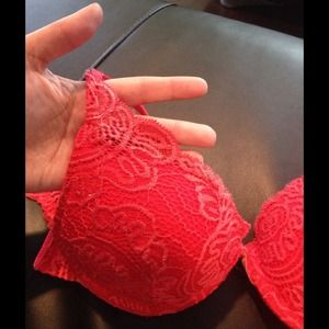 Red-pink Very Sexy Victorias Secret Pushup Bra 36A