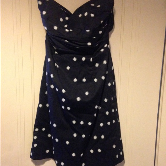 Polka dot strapless tight dress zip back