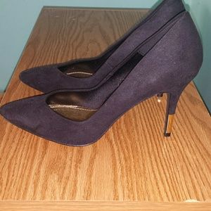 H&M Black Suede Pump