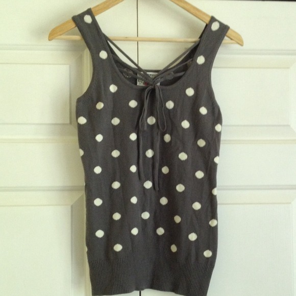 ❌sold ❌ Carlow Tank - Picture 2 of 4