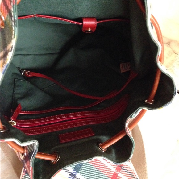๐บSOLD๐บ ๐HP๐ Dooney & Bourke Tartan Backpack - Picture 4 of 4