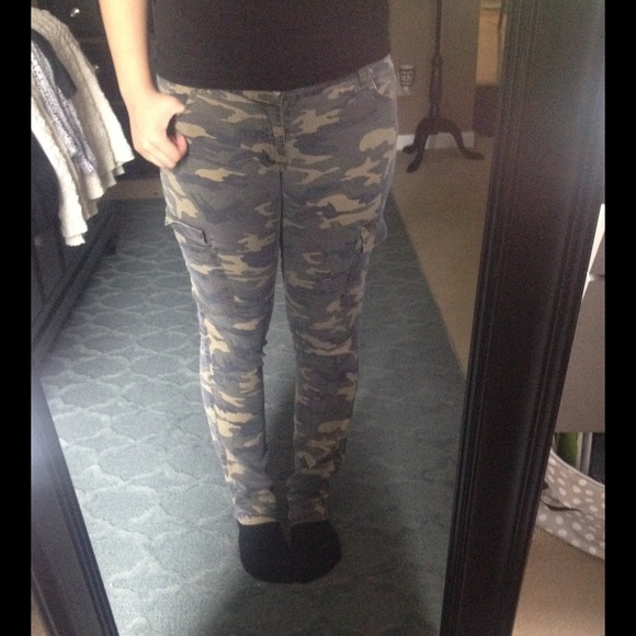 Camo pants