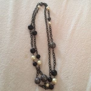 Lia Sophia necklace
