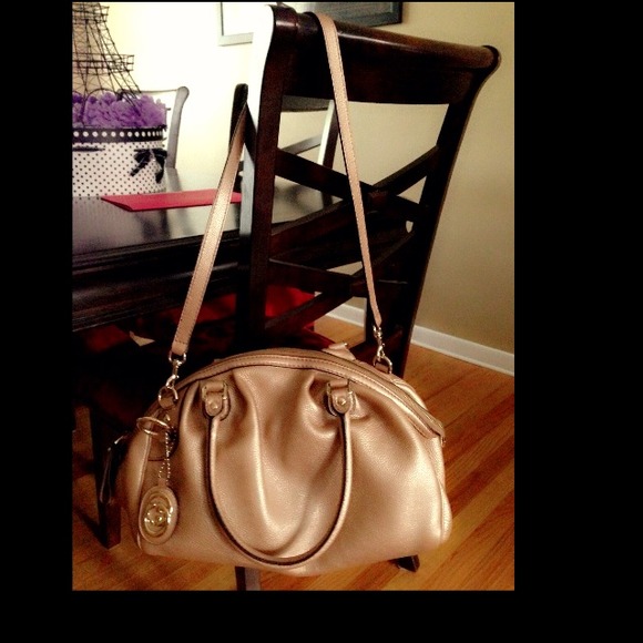 TRADED! Additional pics of Gucci. - Picture 3 of 3