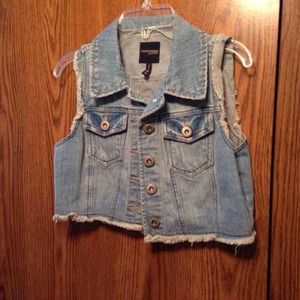 Denim crop vest