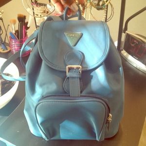Guess back pack