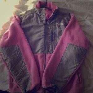 north face pink windbreaker fleece