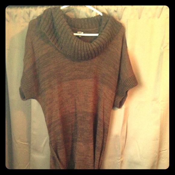 Bundle for @crazyjen cowl neck with jeggings