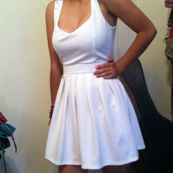 White skater dress - Picture 3 of 4