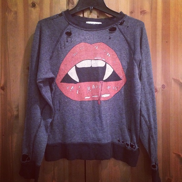 Wildfox lips grunge sweatshirt