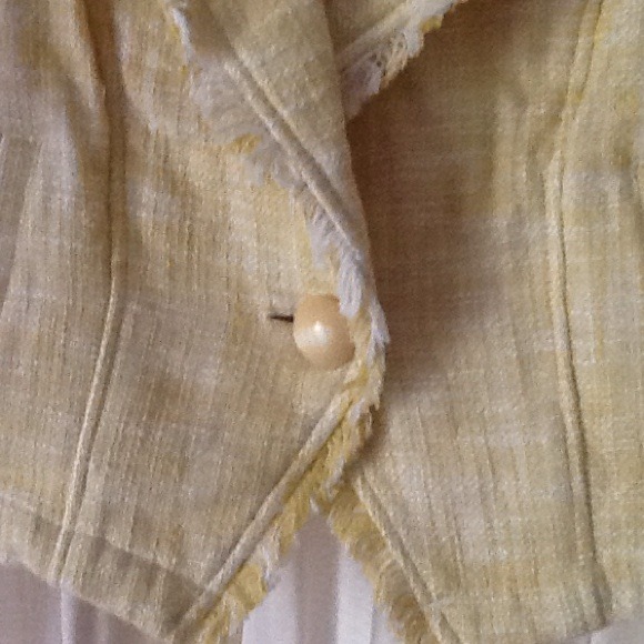 💖Fringy Fun Fabulous vest like cropped blazer💖 - Picture 2 of 4