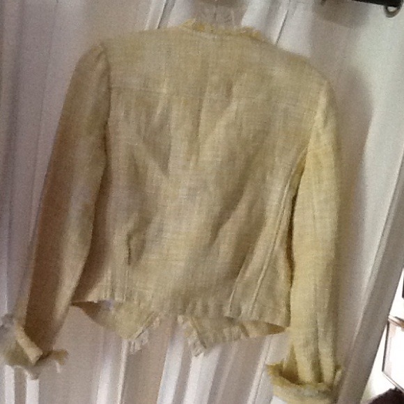 💖Fringy Fun Fabulous vest like cropped blazer💖 - Picture 3 of 4