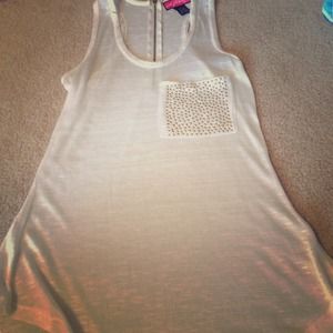 White tunic with studded pocket