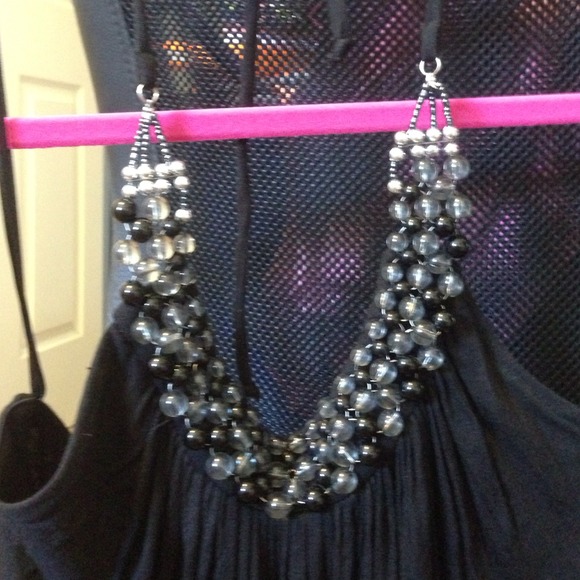 B-Wear Top - Picture 2 of 3