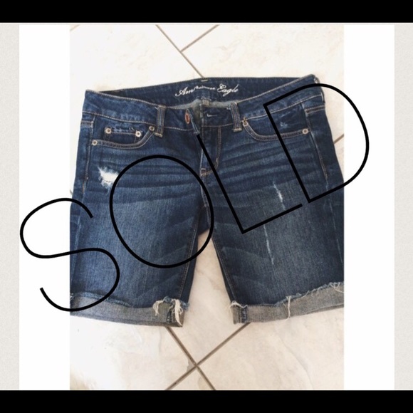 SOLD 🚫 american eagle shorts
