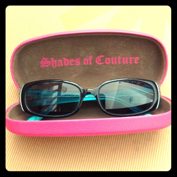 Juicy couture "sophie" frame.
