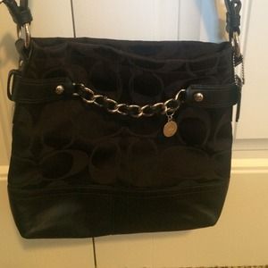 Sale!!! Black  signature coach crossbody