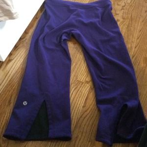 Lululemon split crops. Reversible!