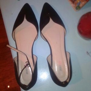Beautiful black flats!