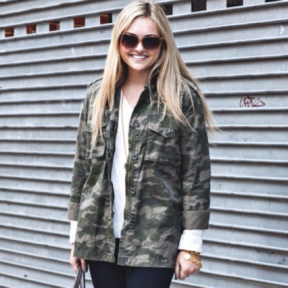 Old Navy Camo Jacket - Size: Medium