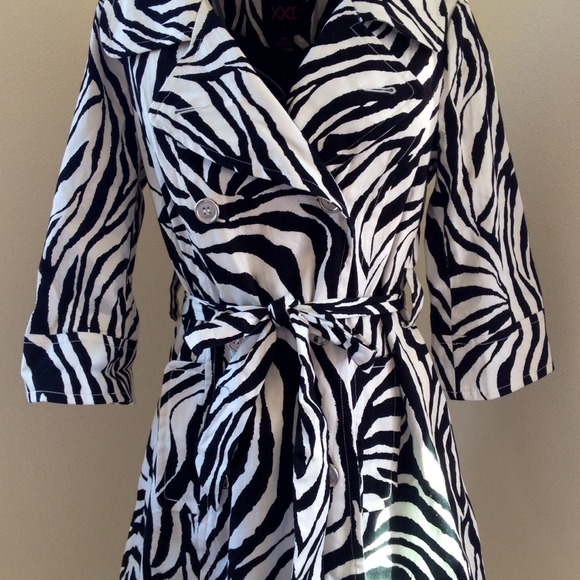 Trendy Zebra Print Trench Coat