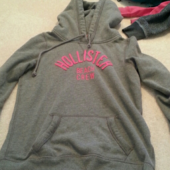Hollister sweatshirt!