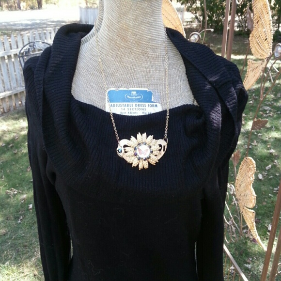 SOLD IN BUNDLE Unique One of a Kind necklace - Picture 2 of 4