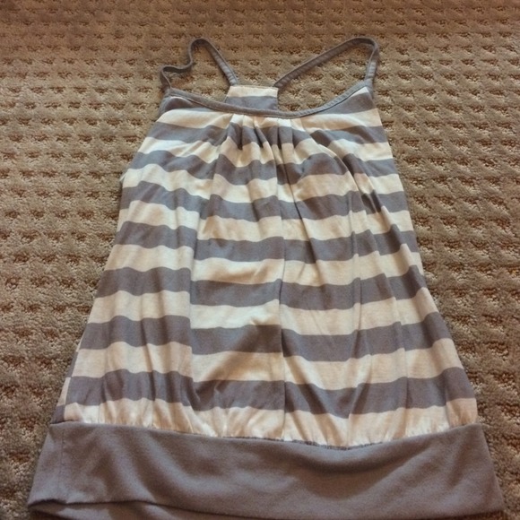 cute tank top!