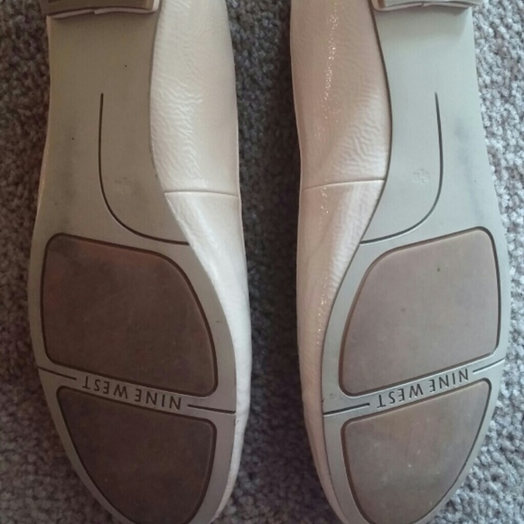 Nine West Flats - Picture 4 of 4