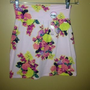 New Victorias secret pencil skirt