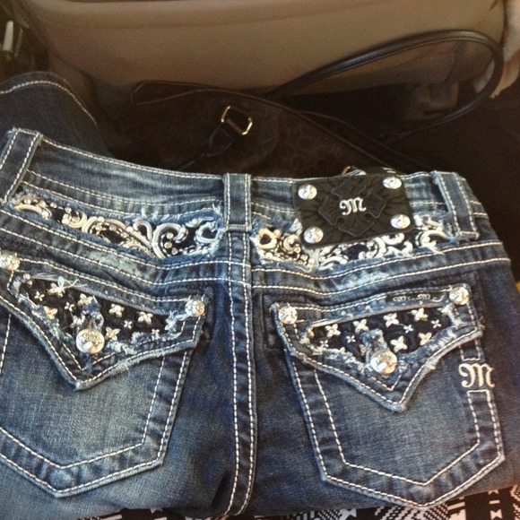 Miss Me Boot Signature Jeans