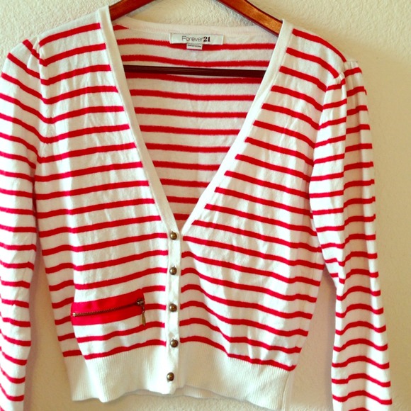 Red striped cardigan ❤️
