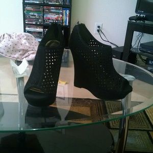 Bamboo wedges.