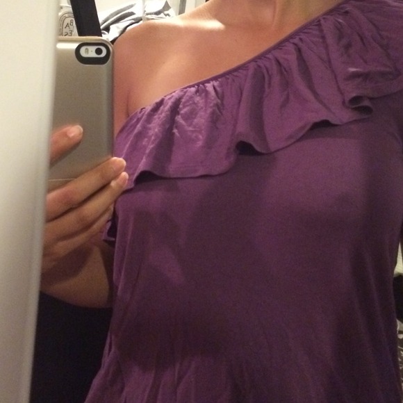 Top - Picture 2 of 4
