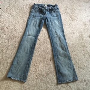 Hydraulic jeans